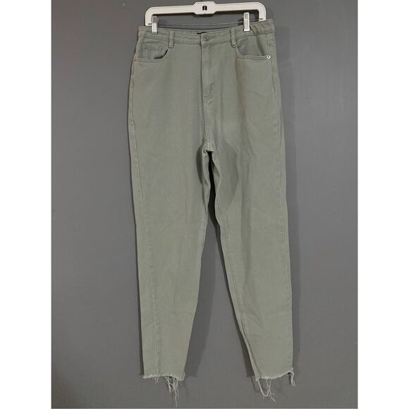 Missguided Women's Tall Riot High Waisted Raw Hem Mom Jeans Sand Size 10 - Picture 1 of 4